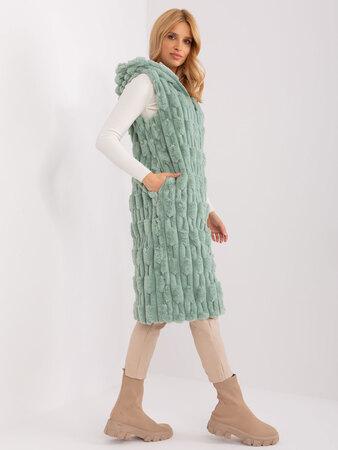 Fashionhunters Pistáciová dlouhá zimní vesta Velikost: S/M