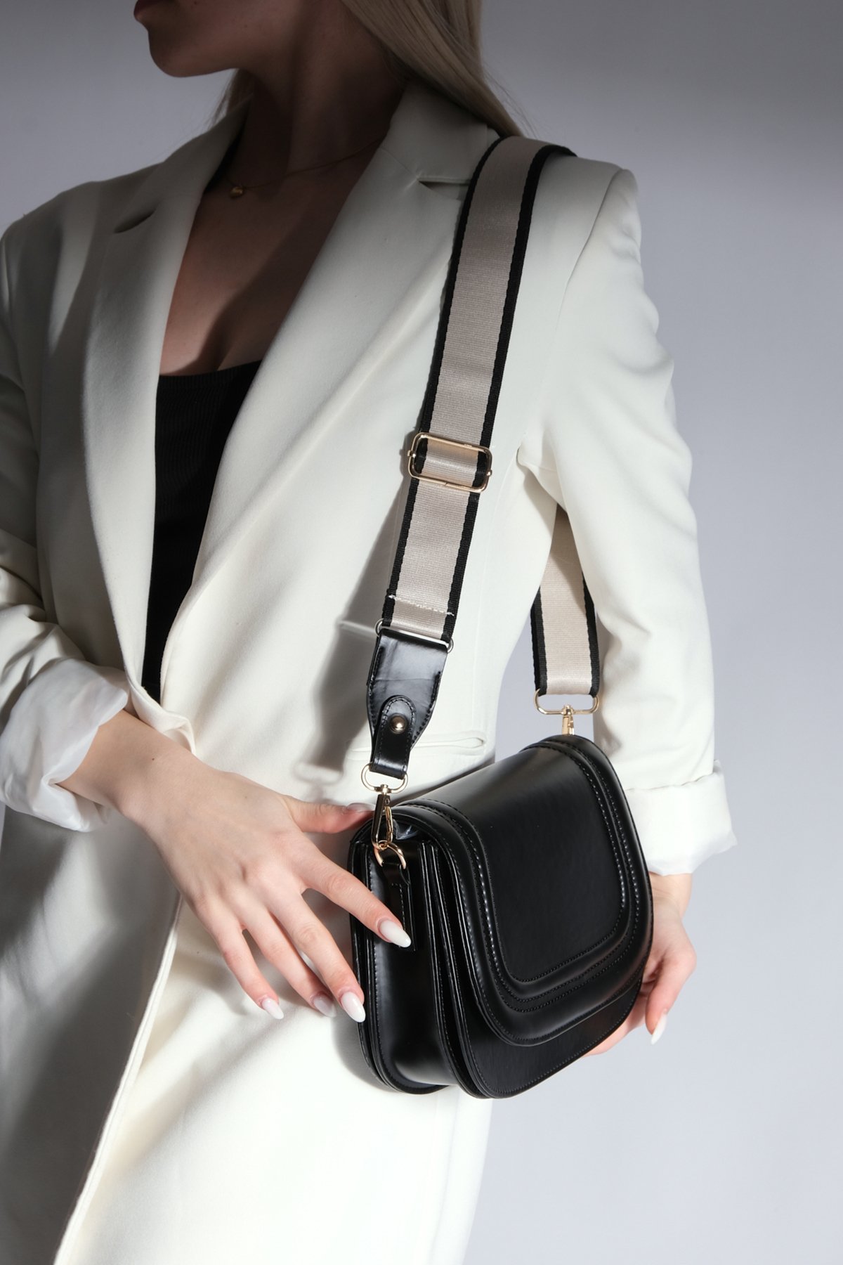 Marjin Women's Adjustable Strap Shoulder Bag Toplez Black