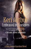 Embraced By Darkness - Number 5 in series (Arthur Keri)(Paperback / softback)