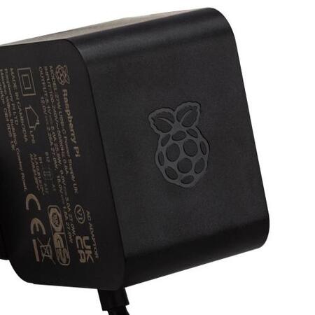 RASPBERRY PI napájecí adaptér 27W/5A pro Rpi 5, USB-C, černá, SC1157