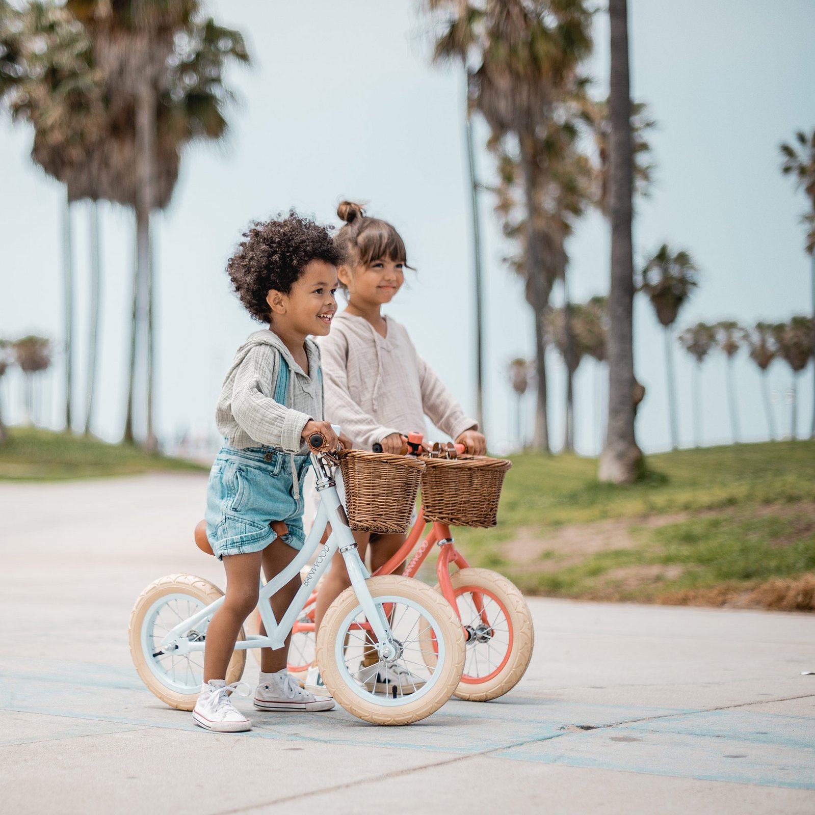 Banwood dětské odrážedlo Coral BW-F1G