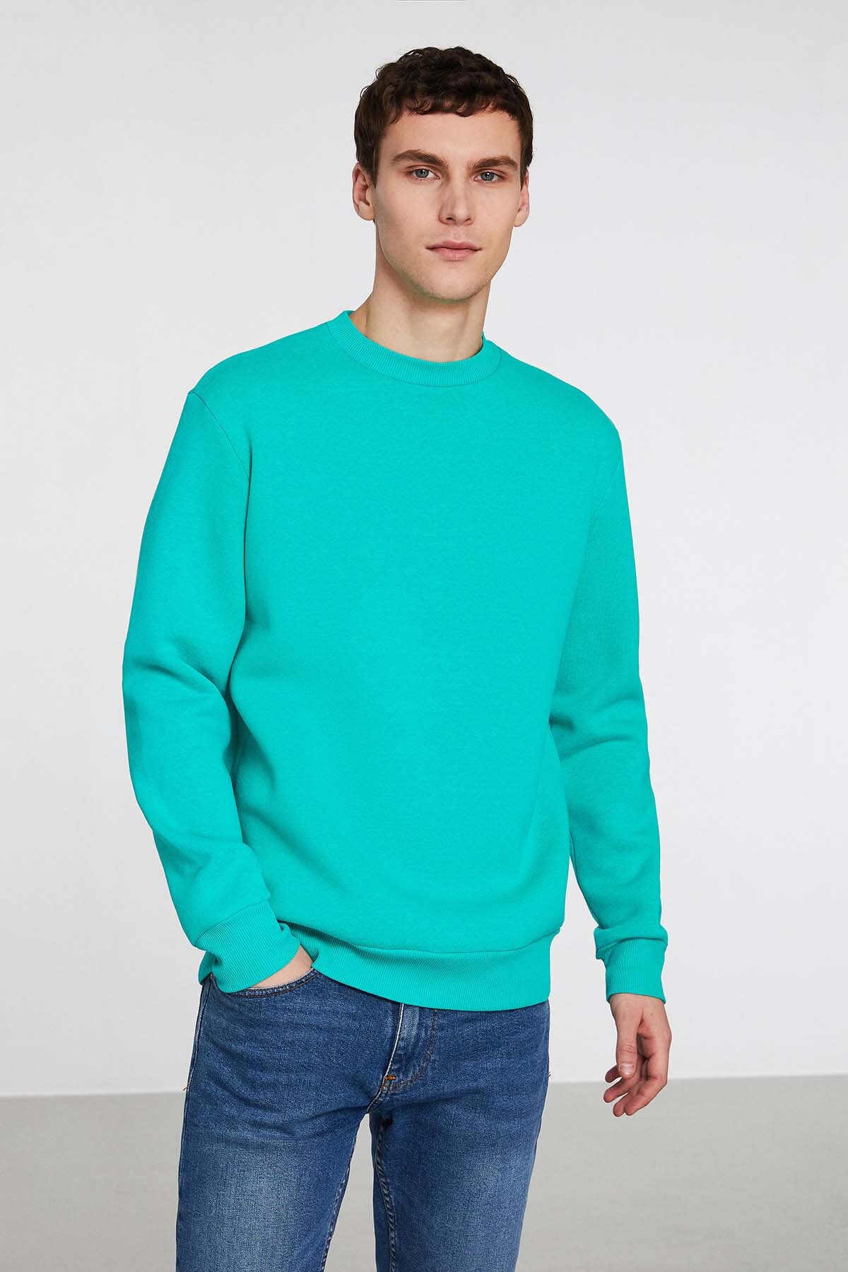 GRIMELANGE Travis Men's Soft Fabric Regular Fit Round Collar Green Sweatshir