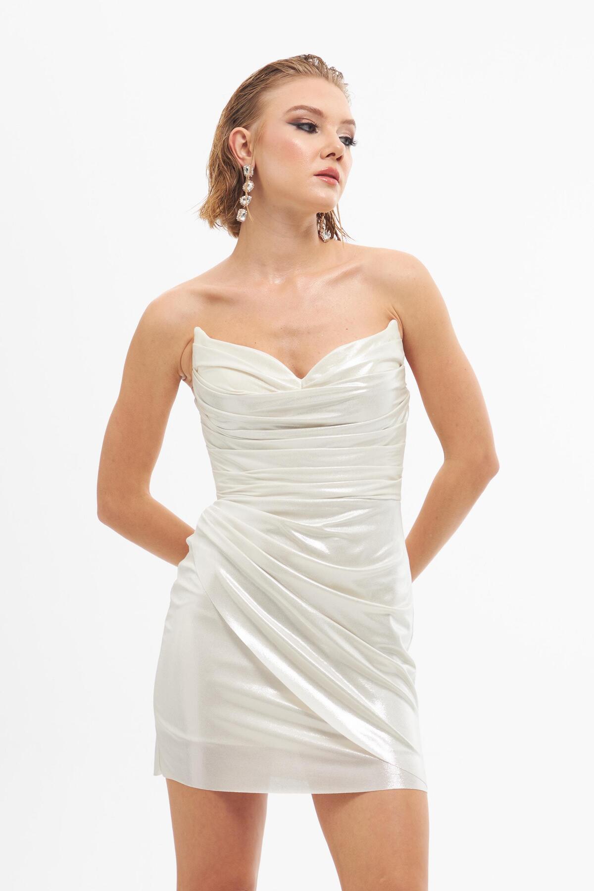 Carmen Ecru Shiny Knitted Strapless Short Wedding Dress