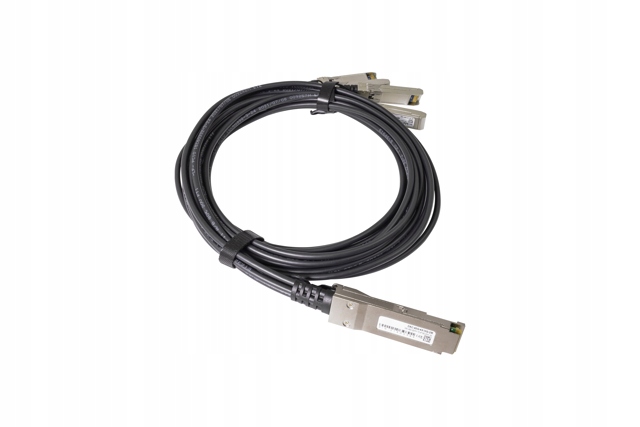 Dac kabel 1x40GbE až 4x 10GbE DAC-40G-4X10G-2M