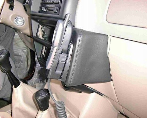 Kuda Isuzu Trooper držák telefonu od 1994