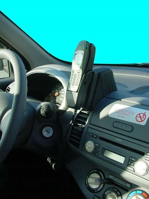 Kuda Nissan Micra (K12) držák telefonu od 2003
