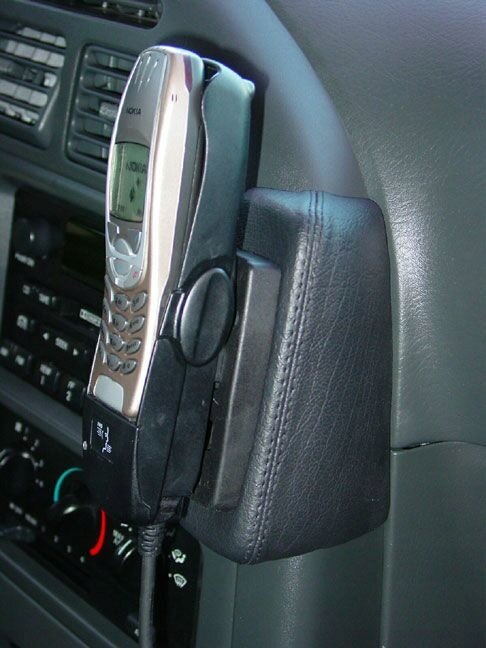 Kuda Nissan Quest držák telefonu od 2002