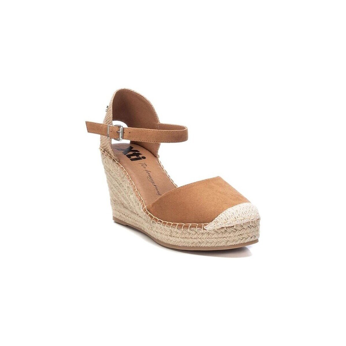 Xti  142382  Hnědá