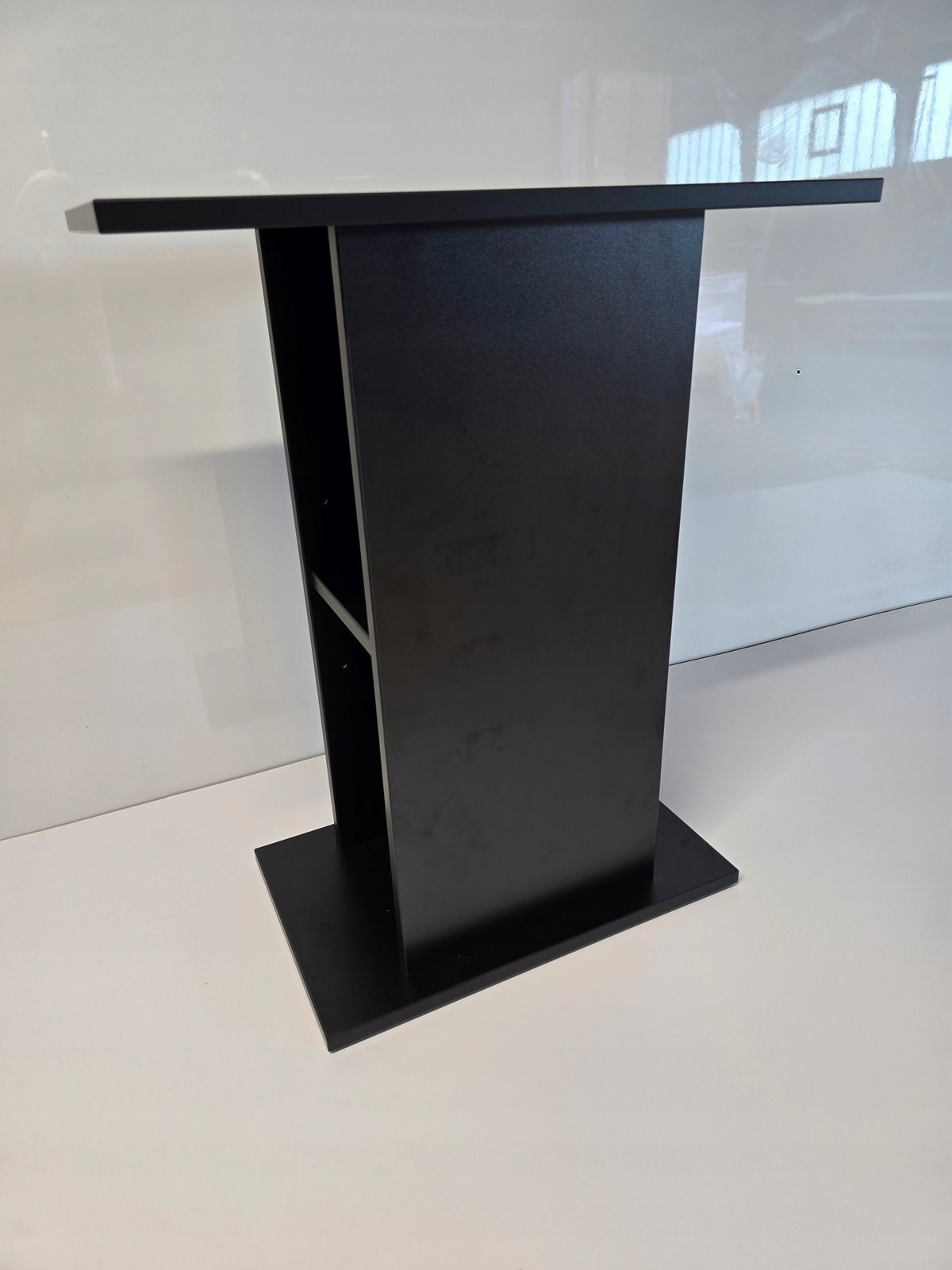 skříňka Tola pod akvárium,terárium,rtv 61x31x73 cm černá