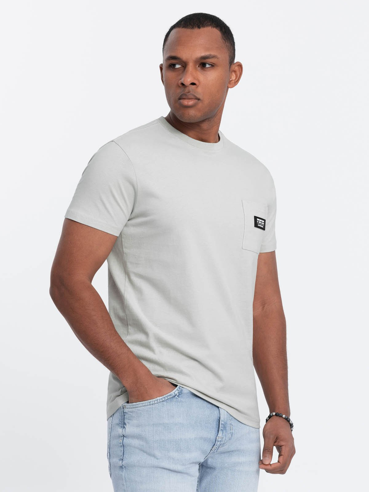 Ombre Casual men's t-shirt with patch pocket - pale green