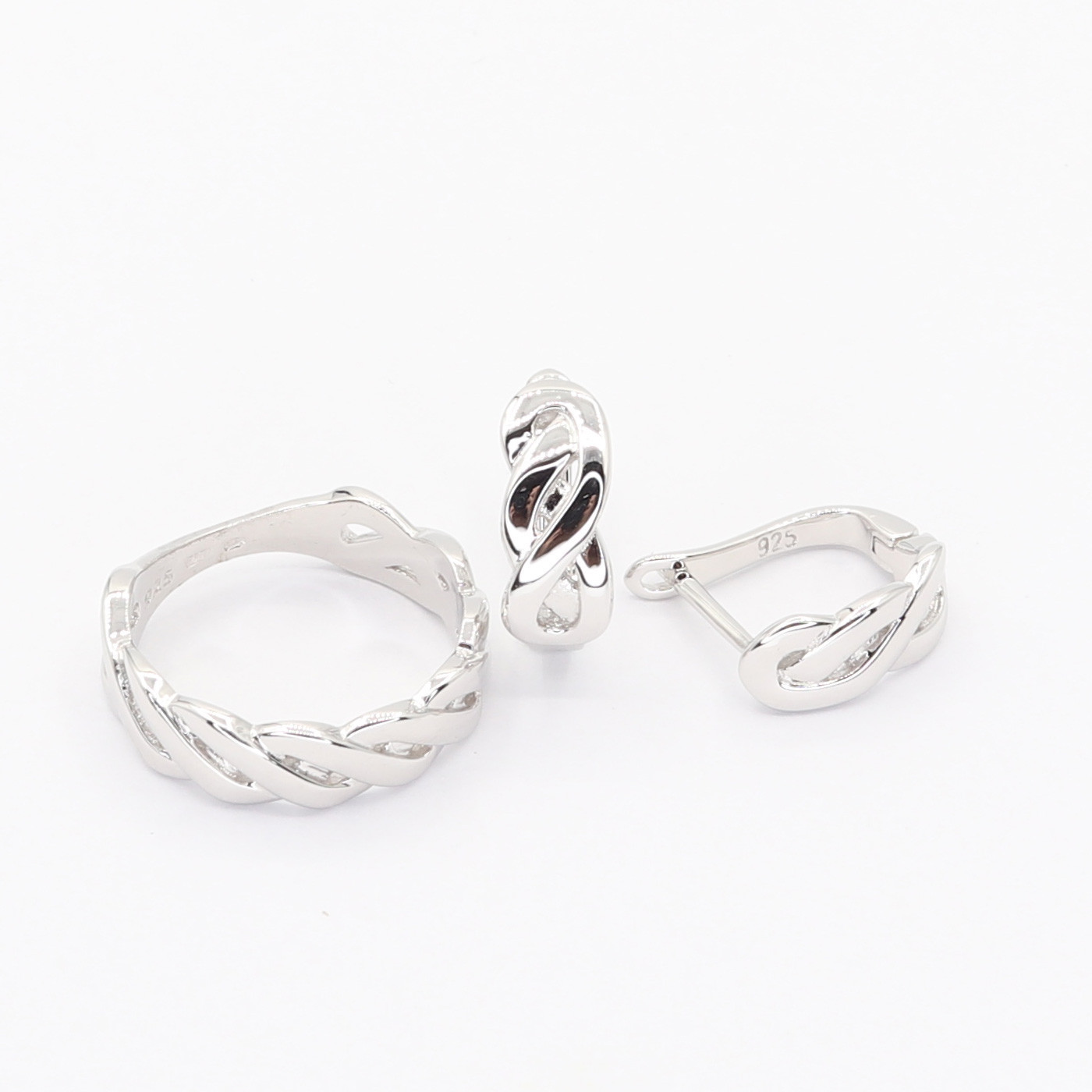 Stříbrná souprava S607