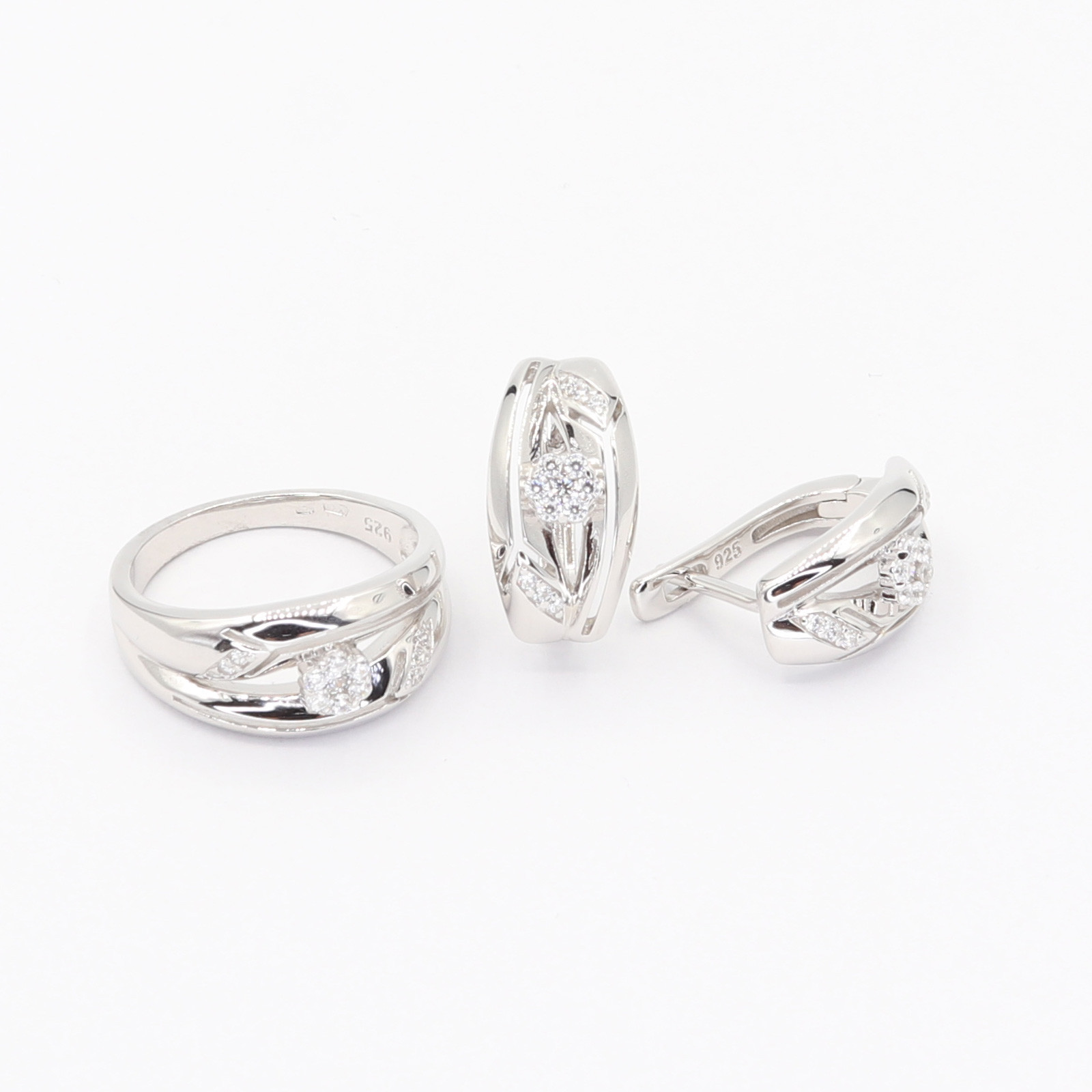 Stříbrná souprava S615