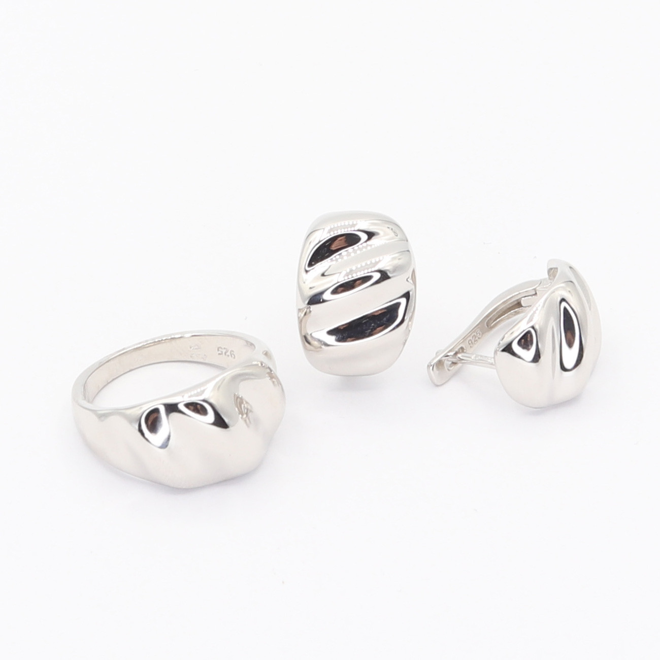 Stříbrná souprava S618