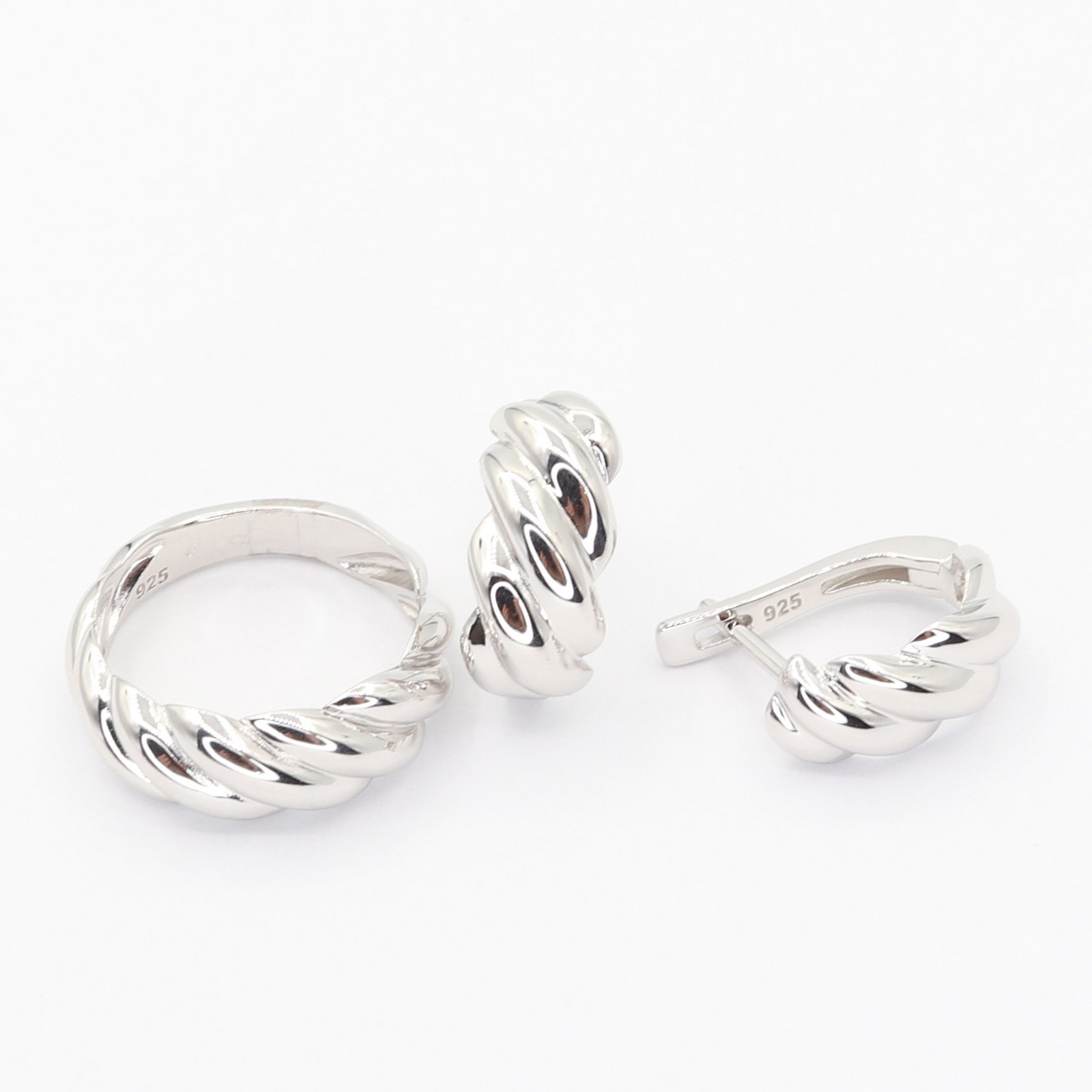 Stříbrná souprava S623