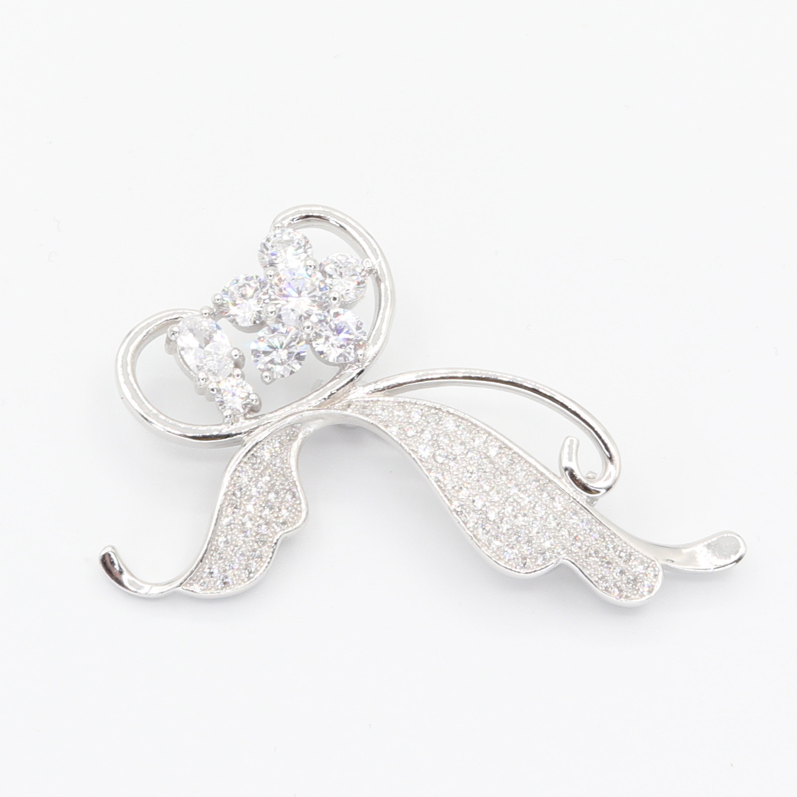 Stříbrná brož BR58