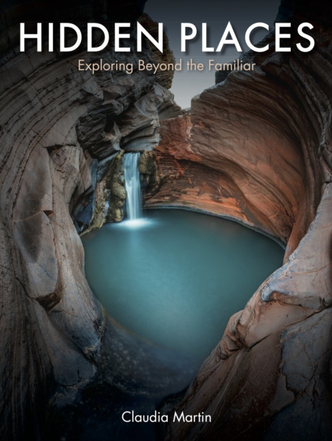 Hidden Places (Martin Claudia)(Pevná vazba)