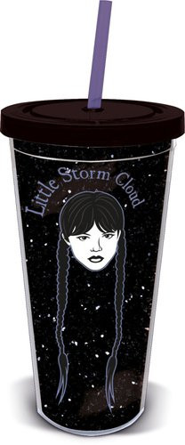 Wednesday Hrnek fashion