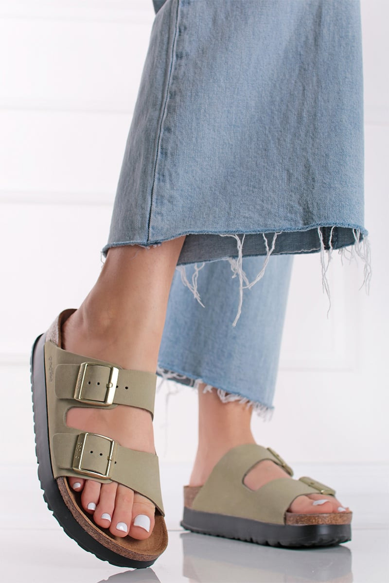 Světle zelené kožené pantofle na platformě Arizona Platform Flex