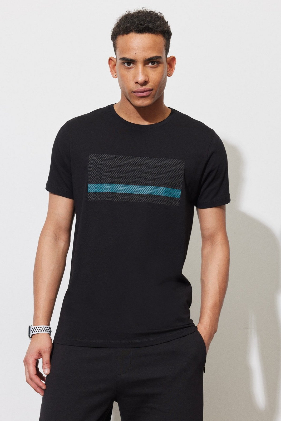 ALTINYILDIZ CLASSICS Men's Black Slim Fit Slim Fit Crew Neck Printed Cotton T-Shirt