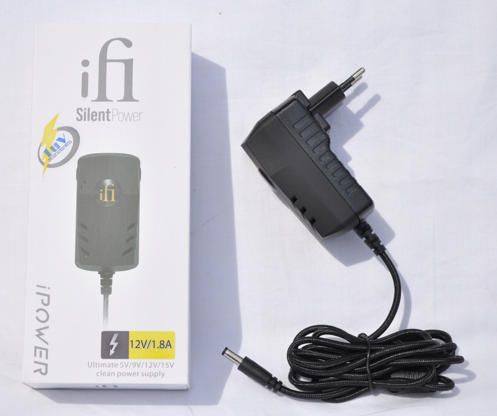iFi Audio iPower2 12V/1.8A Eliminace Šumu, Upgrade Kvality Signálu, Výkonu