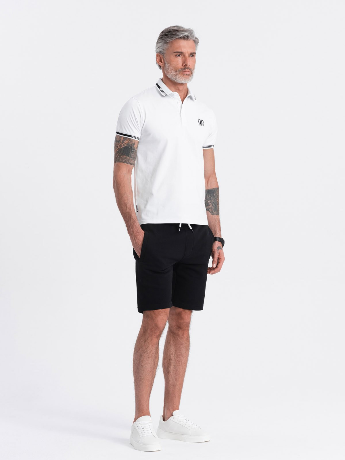 Ombre Men's knitted shorts with drawstring and pockets - black