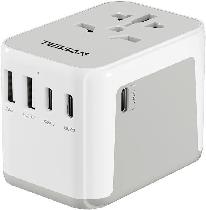 Cestovní adaptér Tessan s 2 Usb a 3 Usb C