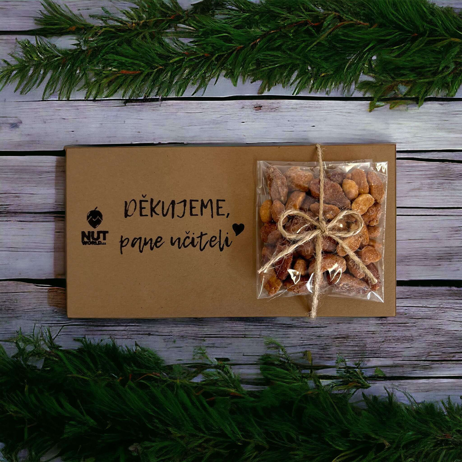 Nutworld.cz Dárková kazetka Mix ořechů v medu a soli 50g - PRO PANA UČITELE
