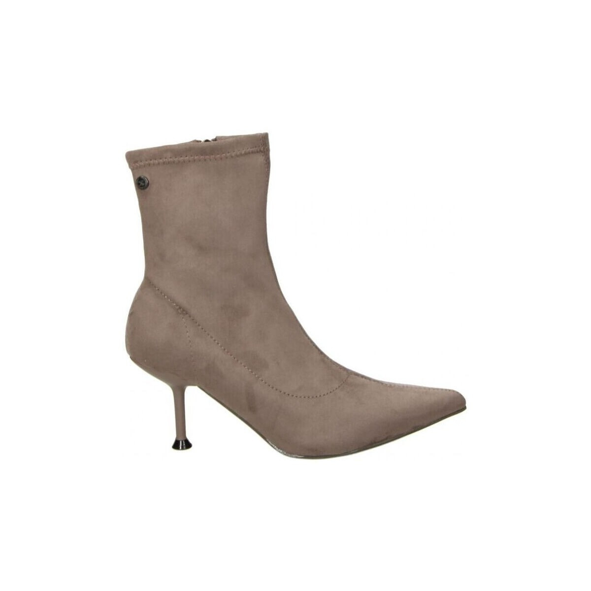 Xti  140502  Béžová