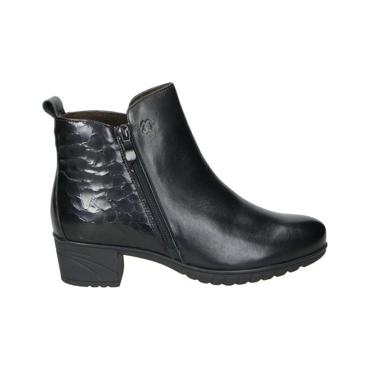 Treinta's  4003  Černá