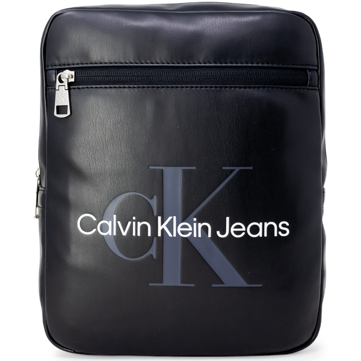 Calvin Klein Jeans  MONOGRAM SOFT REPORTER22 K50K510203  Černá