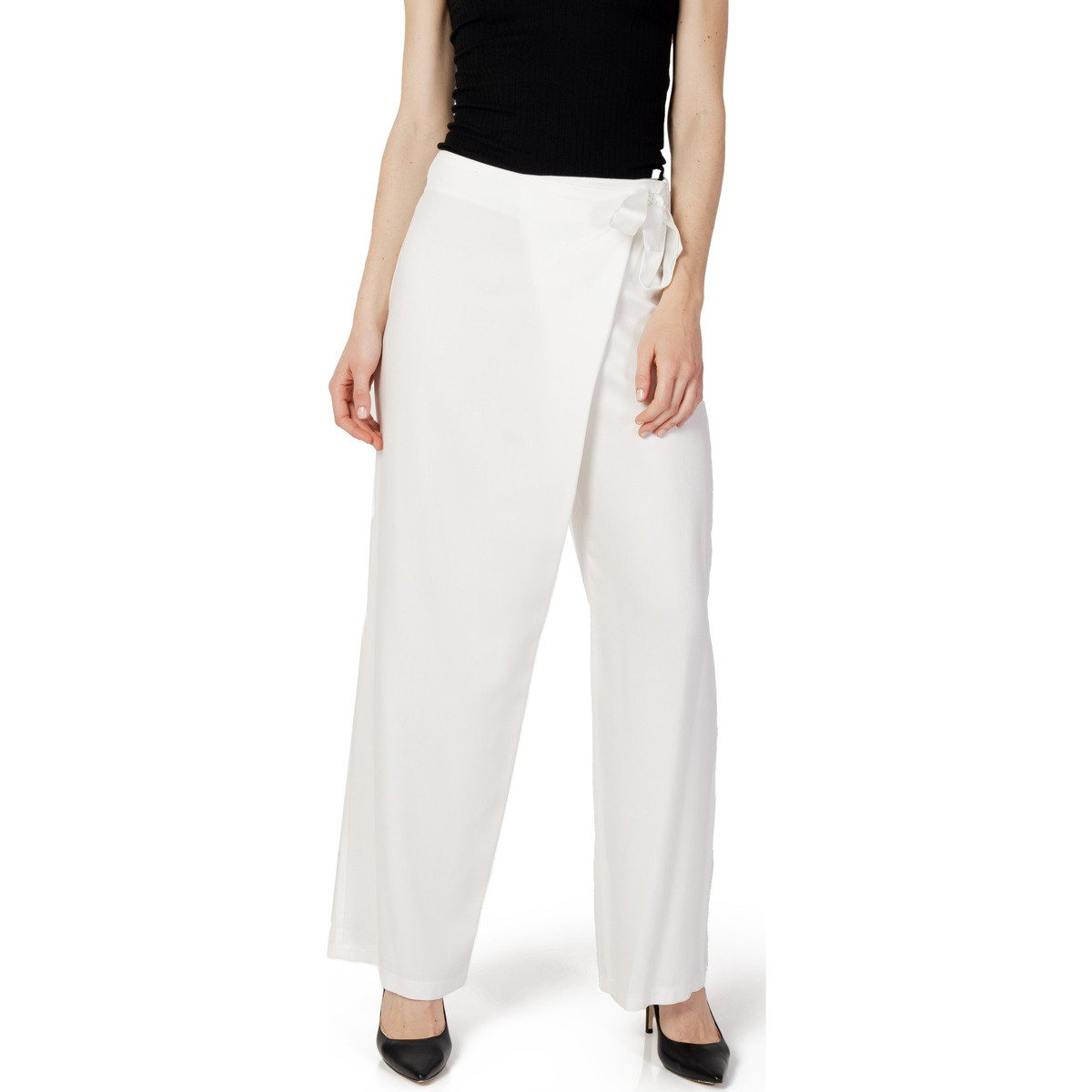 Hanny Deep  TINTA UNITA DELFIN F888XBC03391  Bílá