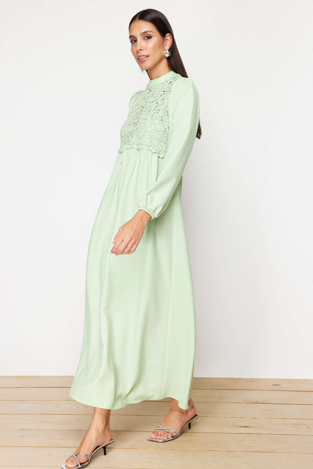 Trendyol Green Guipure Detailed Woven Dress
