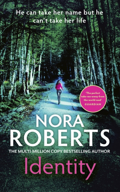 Identity (Roberts Nora)(Paperback / softback)