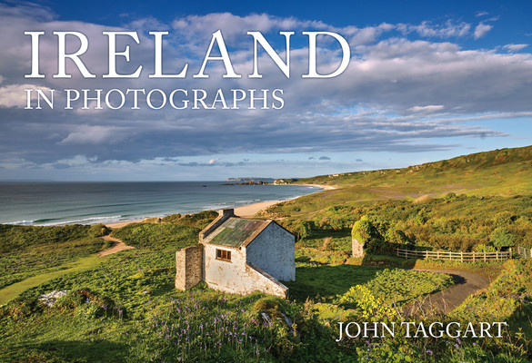 Ireland in Photographs (Taggart John)(Paperback / softback)