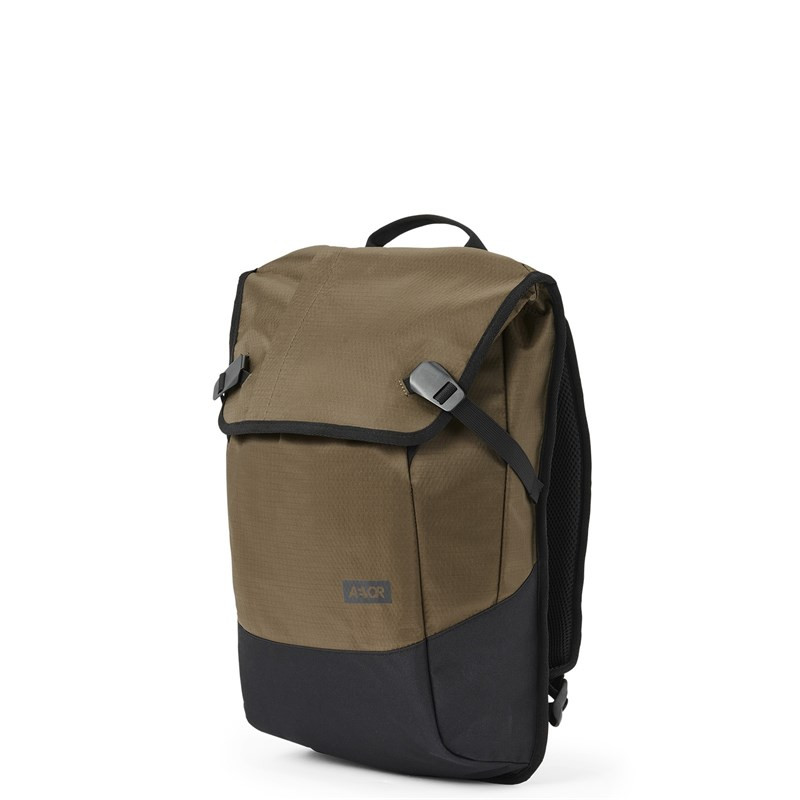 batoh AEVOR - Daypack Proof Proof Olive Gold (PROOF OLIVE GOLD)