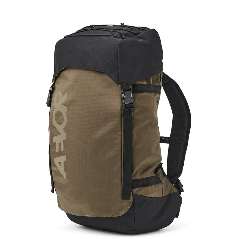 batoh AEVOR - Explore Pack Proof Olive Gold (PROOF OLIVE GOLD)