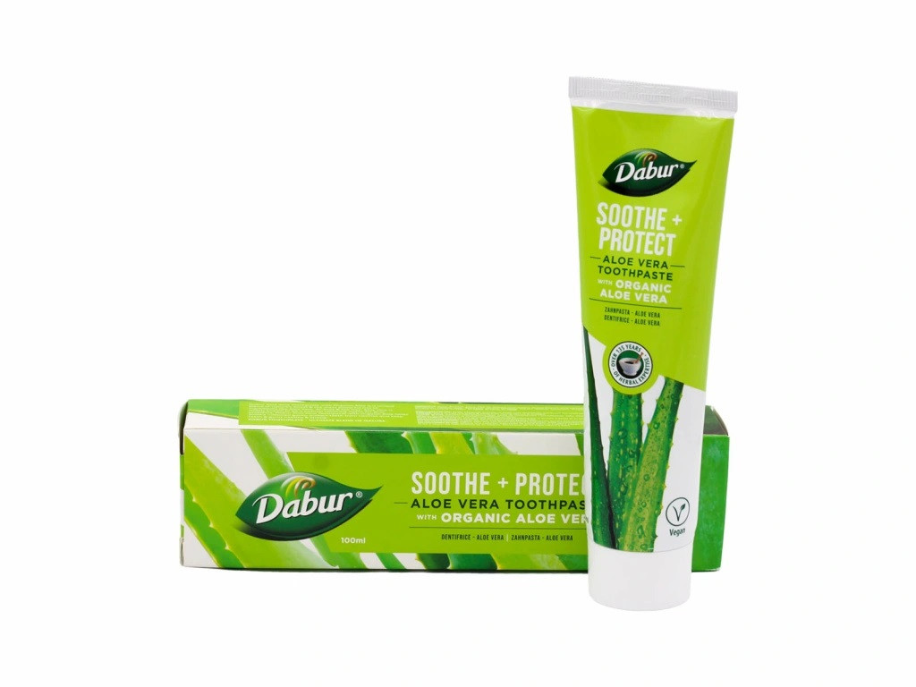 Dabur Zubní pasta Soothe & Protect s Aloe Vera 100 ml