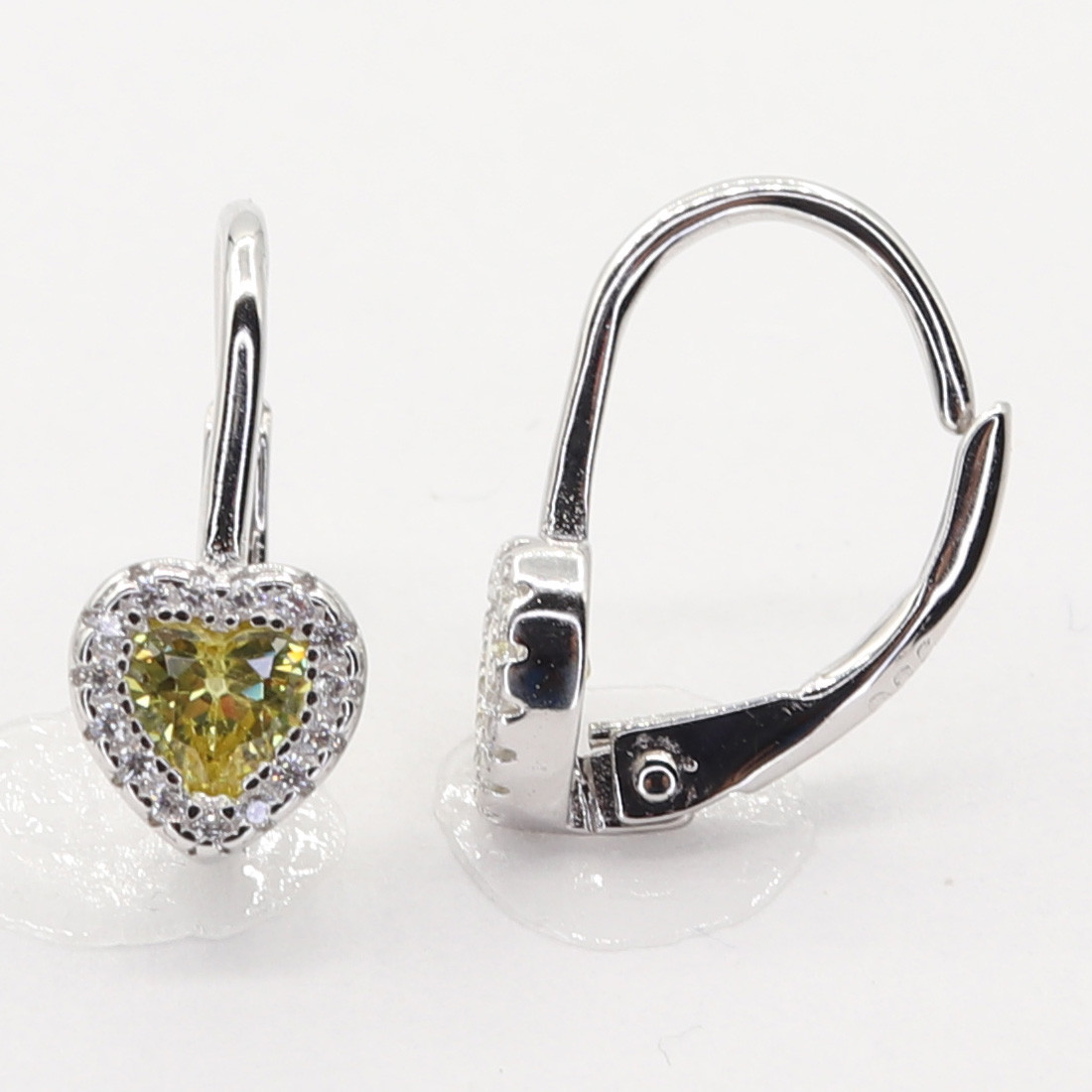 Stříbrné náušnice E2777Y