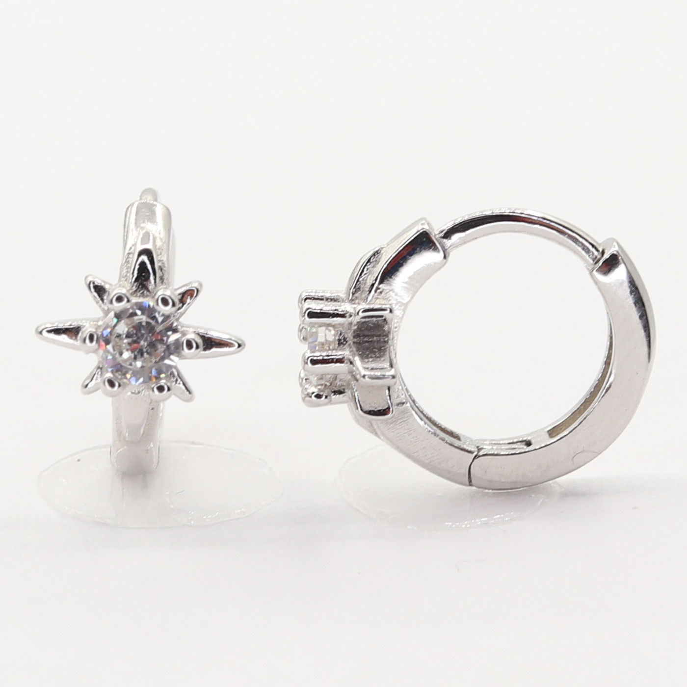 Stříbrné náušnice 109351