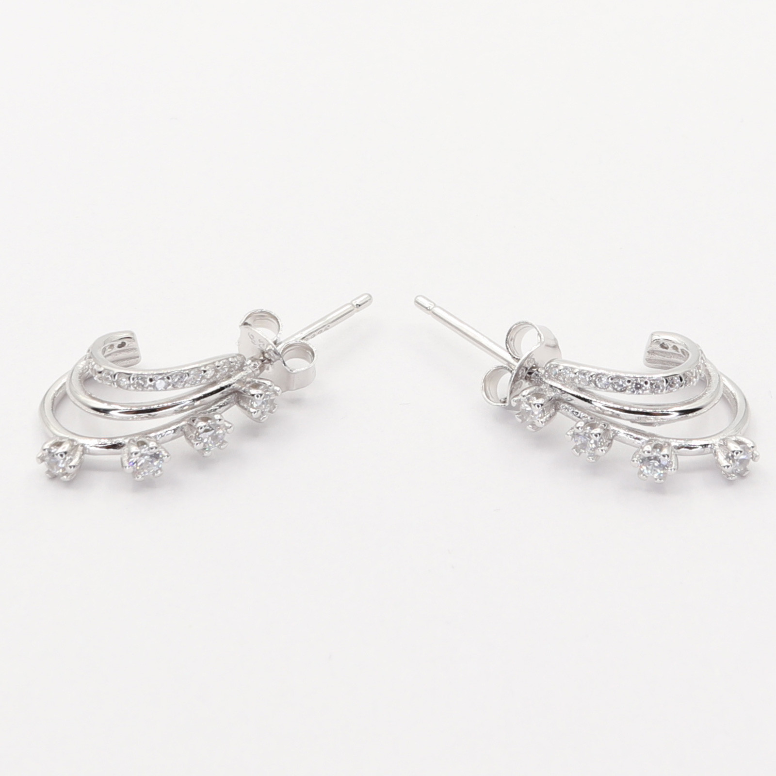 Stříbrné náušnice 109357