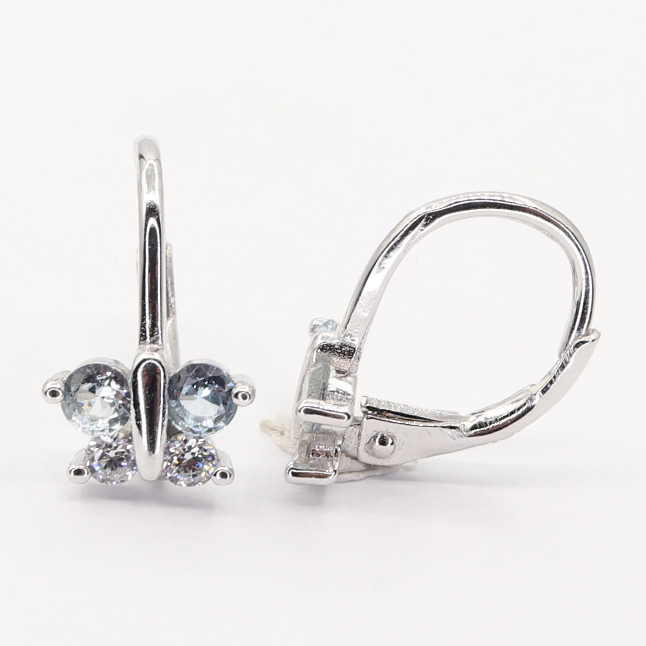 Stříbrné náušnice 109367