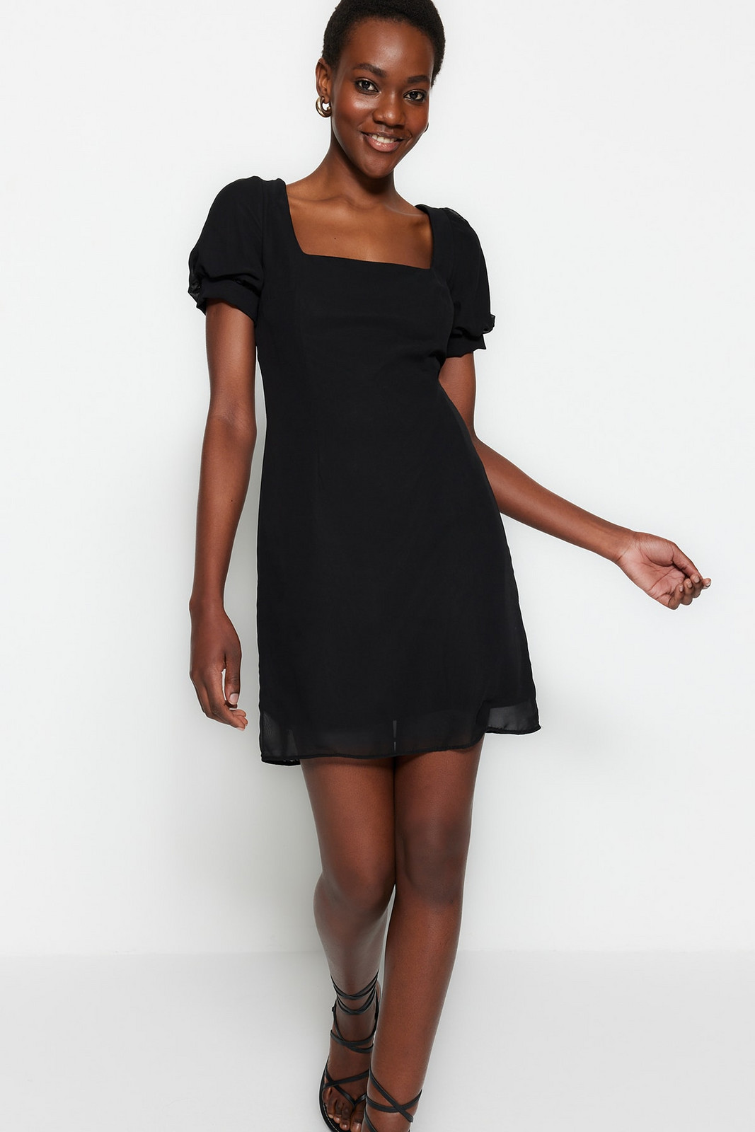 Trendyol Black Straight Cut Mini Woven Chiffon Lined Square Collar Woven Dress