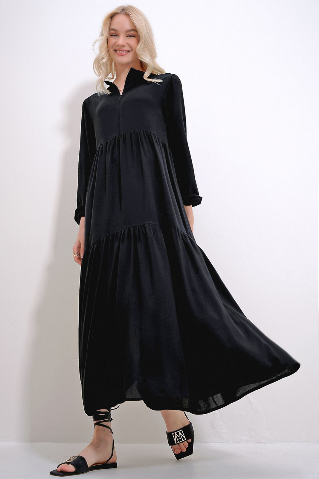 Trend Alaçatı Stili Women's Black Boat Neck Balloon Sleeve Layered Flounced Waist Belted Woven Viscose Dress