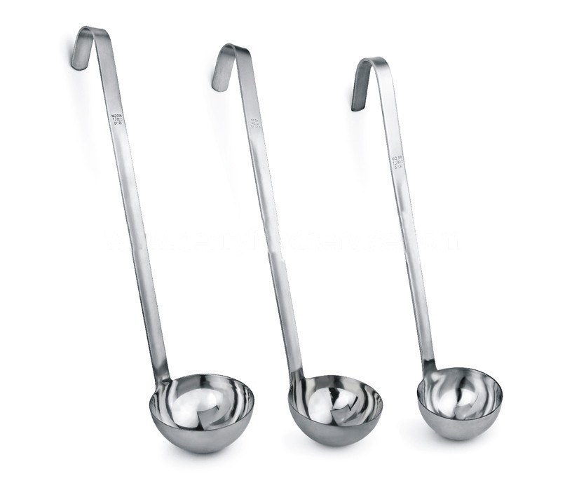 KOZÁČEK Naběračka nerez ¤10cm 250ml s háčkem  MONOBLOK