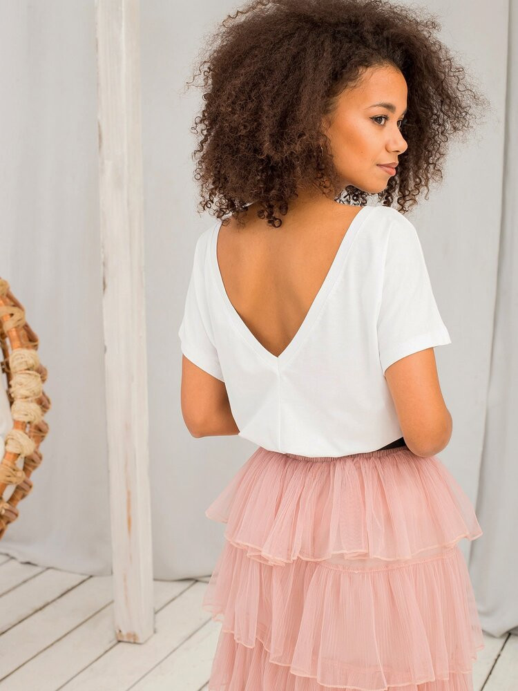 Fashionhunters Bílé tričko s výstřihem na zádech Velikost: S