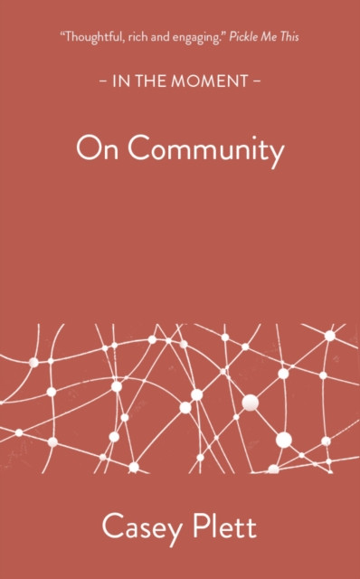 On Community (Plett Casey)(Paperback / softback)
