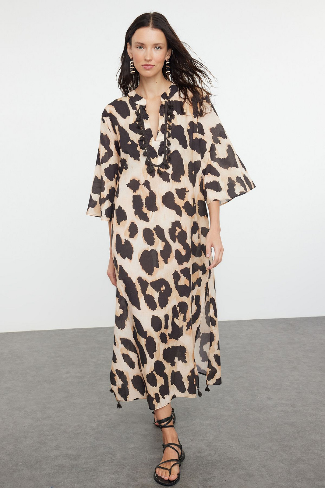 Trendyol Animal Patterned Maxi Woven Kimono & Kaftan