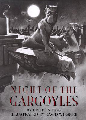 Night of the Gargoyles (Bunting Eve)(Paperback)