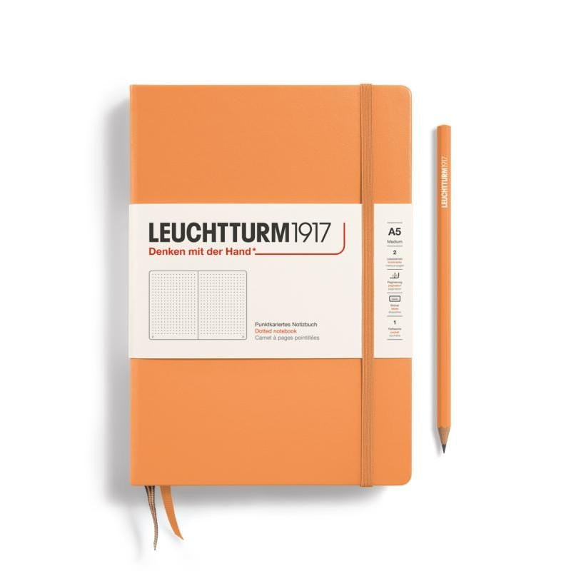 Leuchtturm1917 Zápisník Apricot Medium A5 tečkovaný