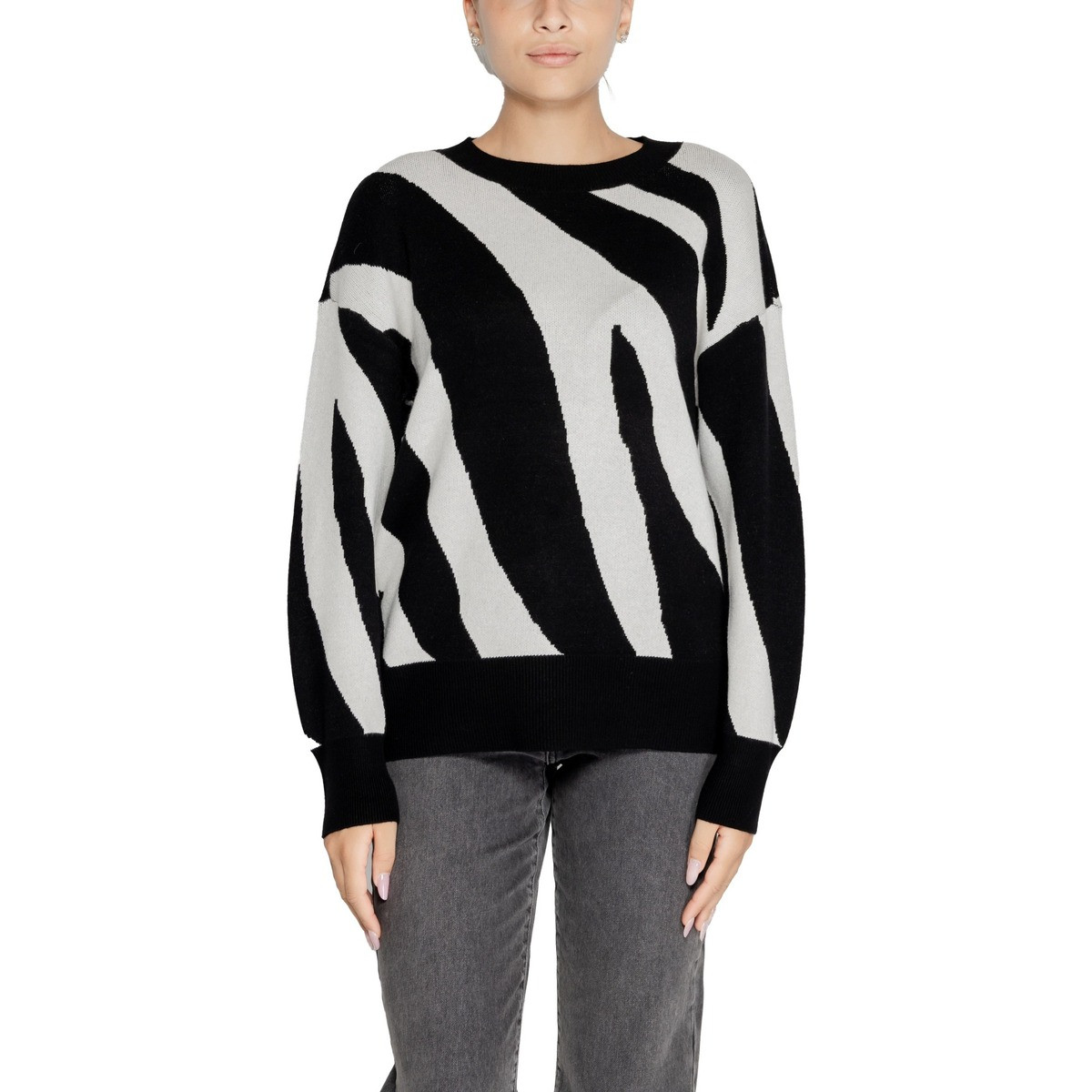 Vero Moda  VMNANCY LS O-NECK LONG PULLOVER BOO 10310665  Černá